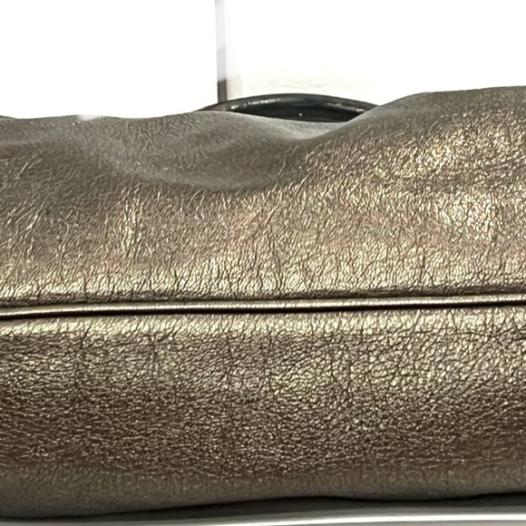 Salvatore Ferragamo East West Handbag in Bronze metallic - Picture 3 of 6